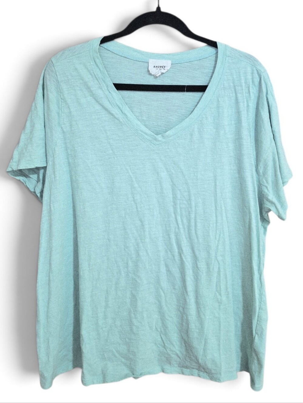 Women's Andree By Unit Light Mint Vneck Plus Size Tee~2XL